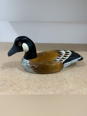 Vintage Hand-Painted Wooden Duck Decoy in Brown and Black